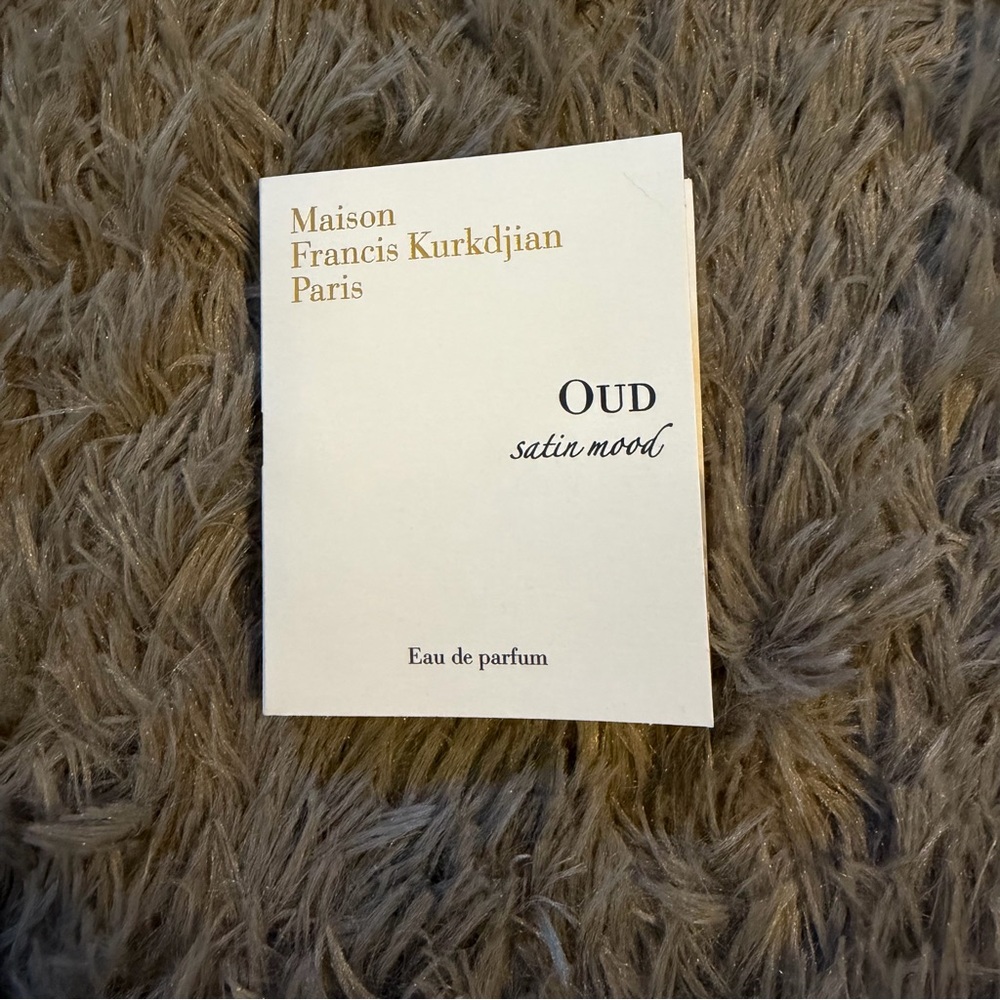 Maison Francis Kurkdjian Oud Satin Mood EDP sample